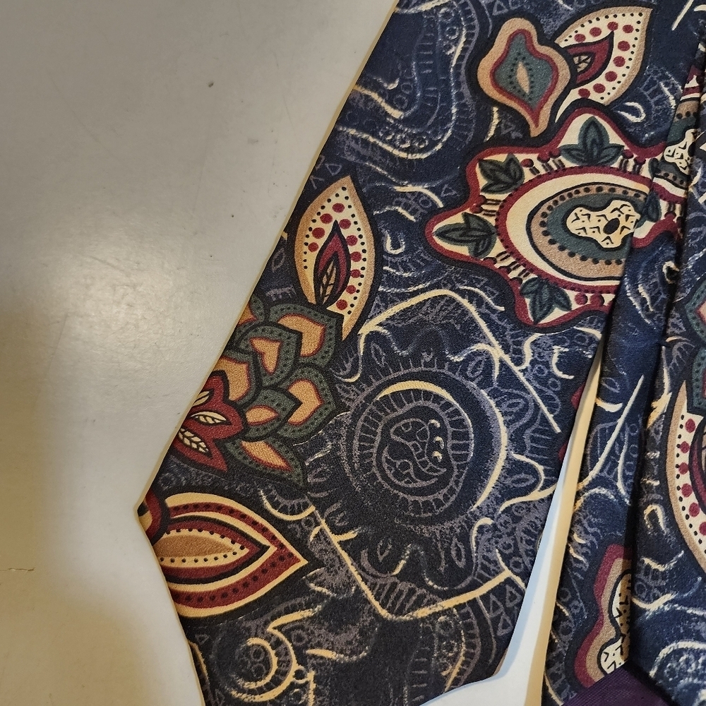 SAVILE ROW Men's Silk Patterned Tie - Picture 6 of 9